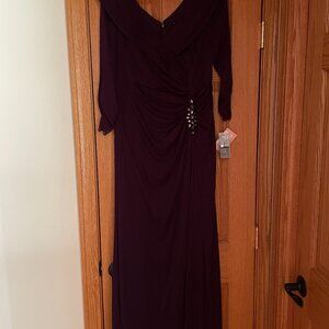 Alex Evenings Gown NWT